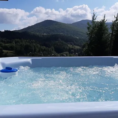 Dağ evi Z Jacuzzi Zawoja