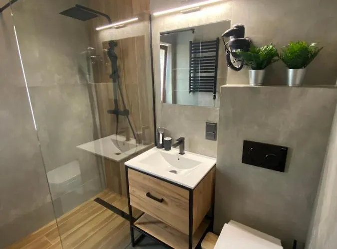 Chalet Z Jacuzzi Zawoja